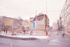 Ulice Rašínova, pohled z Dlouhé.