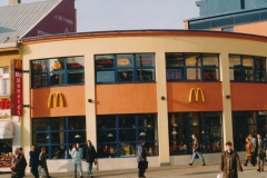 Novostavba McDonald Léto 1998