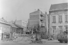 76) Leden 1984  - Demolice Kniha