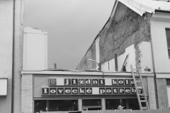 84) Rašínova ulice, severní část.