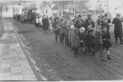 1930